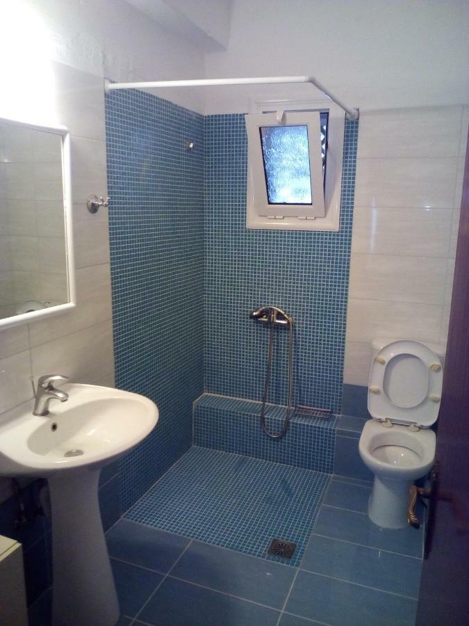 Fiona Seafront Apartments Nikiána Kültér fotó